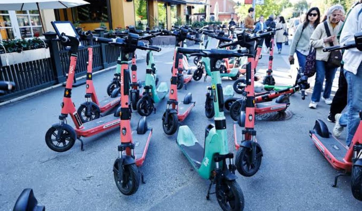 Qatar Traffic Official Warns Parents About Electric Scooter Dangers for Children This Summer
